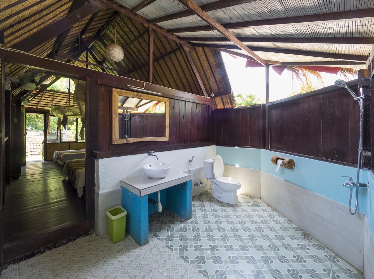 Hotel Woodstock Gili - Garden And Bungalows Gili Trawangan Exterior foto